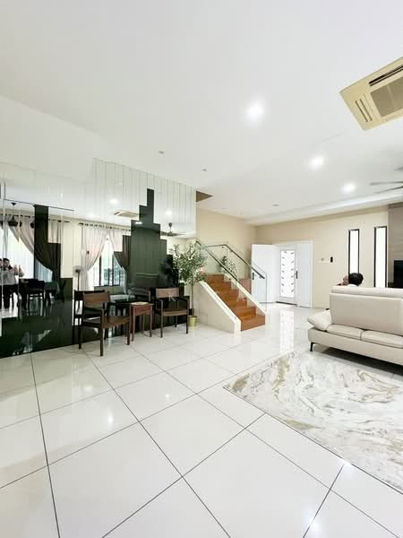 Cluster House for Sale in Senibong (Permas Jaya) - Yik Tat - PropertyGuru.com.my