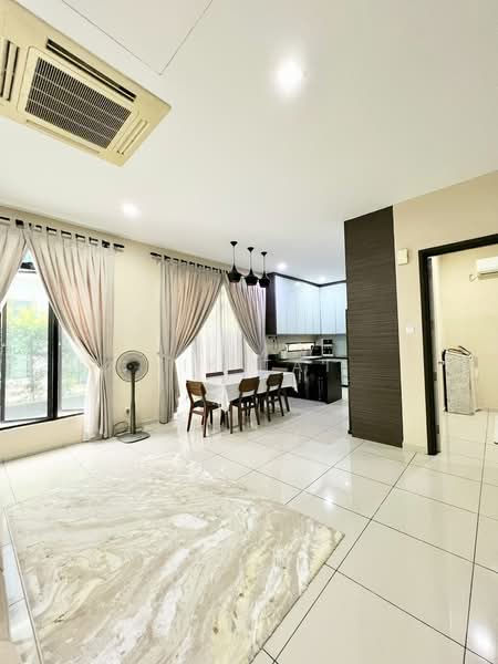 Cluster House for Sale in Senibong (Permas Jaya) - Yik Tat - PropertyGuru.com.my