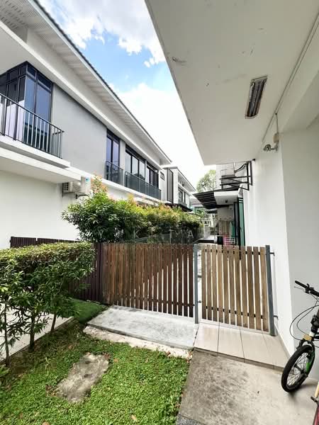 Cluster House for Sale in Senibong (Permas Jaya) - Yik Tat - PropertyGuru.com.my
