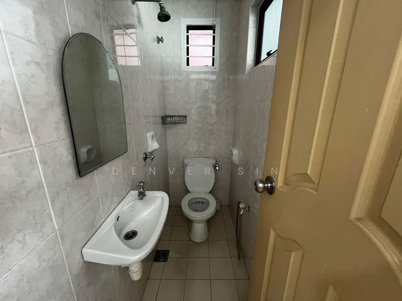 Rumah Teres 2.5 Tingkat untuk Dijual di Sunway SPK Damansara (Batu) - Denver Sin - Bathroom - PropertyGuru.com.my