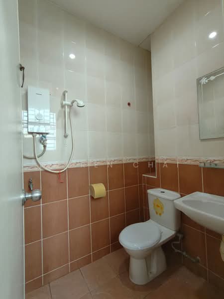 2-storey Terraced House for Sale in Bukit Indah (Iskandar Puteri (Nusajaya)) - Lauren Chai - Bathroom - PropertyGuru.com.my