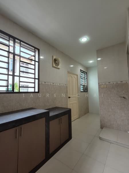 2-storey Terraced House for Sale in Bukit Indah (Iskandar Puteri (Nusajaya)) - Lauren Chai - Kitchen - PropertyGuru.com.my