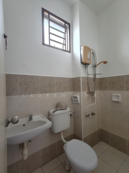 2-storey Terraced House for Sale in Bukit Indah (Iskandar Puteri (Nusajaya)) - Lauren Chai - Bathroom - PropertyGuru.com.my