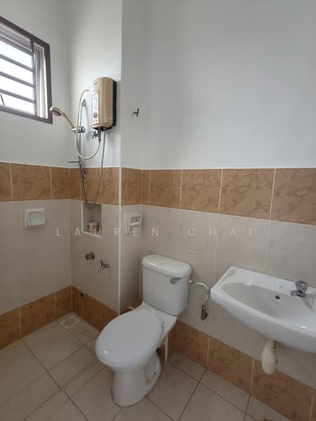 2-storey Terraced House for Sale in Bukit Indah (Iskandar Puteri (Nusajaya)) - Lauren Chai - Bathroom - PropertyGuru.com.my