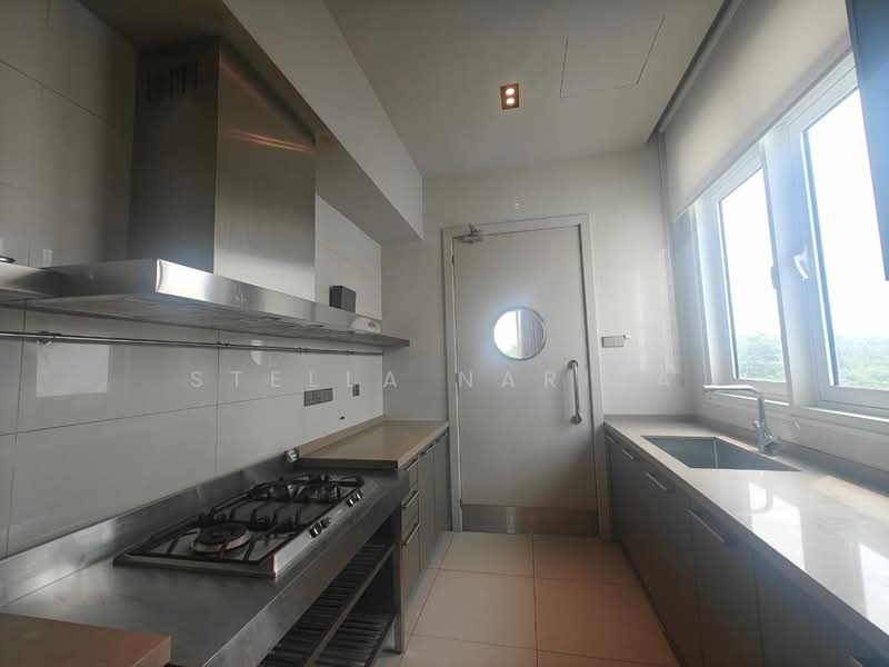 3-storey Terraced House for Sale in Johor Bahru (Johor) - Stella Narita - Kitchen - PropertyGuru.com.my