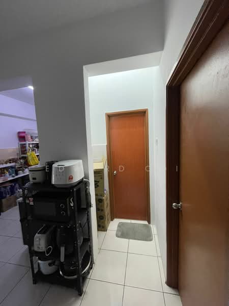 Pangsapuri untuk Dijual di Green Suria @ Bandar Tun Hussein Onn - Edward Ooi - Corridor - PropertyGuru.com.my