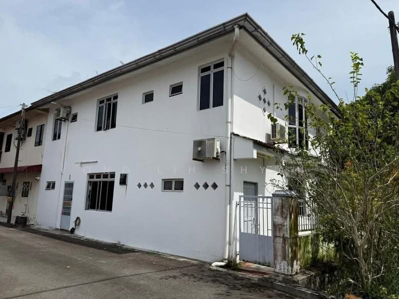 Rumah Teres 2 Tingkat untuk Dijual di Taman Mutiara (Pontian) - Ong Lih Shyan - Exterior - PropertyGuru.com.my