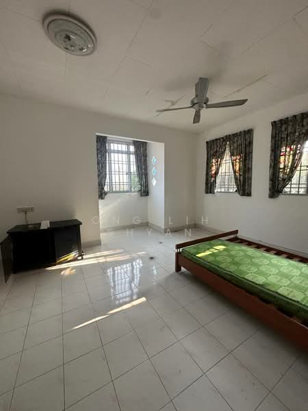 Rumah Teres 2 Tingkat untuk Dijual di Taman Mutiara (Pontian) - Ong Lih Shyan - Bedroom - PropertyGuru.com.my