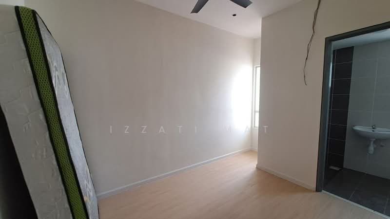 2-storey Terraced House for Rent in Dengkil (Selangor) - Izzati Mat - Bedroom - PropertyGuru.com.my
