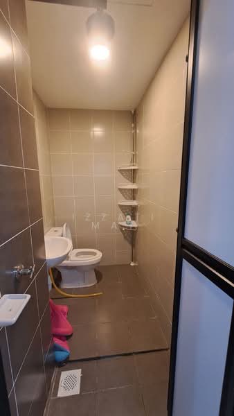2-storey Terraced House for Rent in Dengkil (Selangor) - Izzati Mat - Bathroom - PropertyGuru.com.my