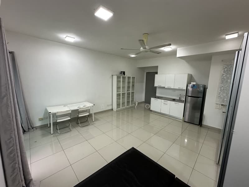 Servis Apartment untuk Disewa di Cybersquare - Ethan Yong - Kitchen - PropertyGuru.com.my
