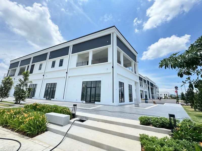Kedai / Pejabat untuk Disewa di Eco Grandeur (Puncak Alam) - Aizat Saifulrullah - Exterior - PropertyGuru.com.my