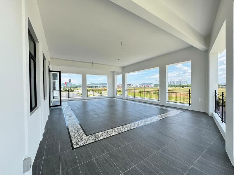 Kedai / Pejabat untuk Disewa di Eco Grandeur (Puncak Alam) - Aizat Saifulrullah - Balcony - PropertyGuru.com.my