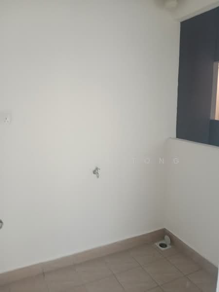 Condominium for Rent at Idaman Bukit Jelutong - Gordon Tong - Interior - PropertyGuru.com.my