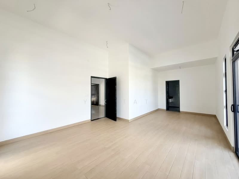 Semi-Detached House for Sale in Bandar Uda Utama (Johor Bahru) - Yik Tat - PropertyGuru.com.my