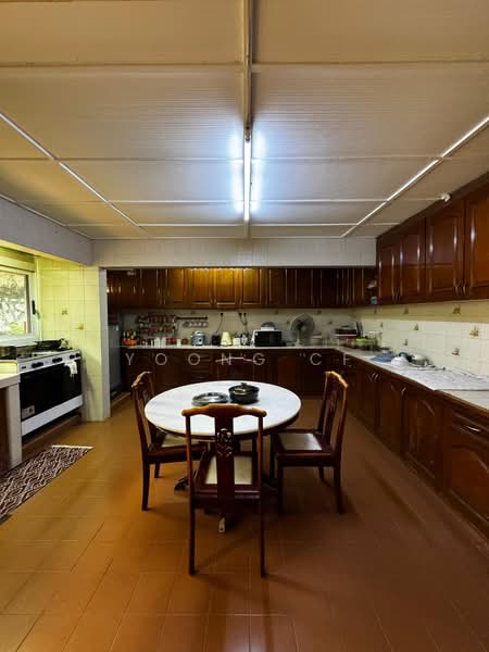 Rumah Banglo untuk Dijual di Taman Tun Dr Ismail (Kuala Lumpur) - Yoong CF - Kitchen - PropertyGuru.com.my