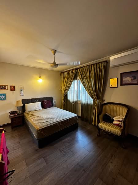 Rumah Banglo untuk Dijual di Taman Tun Dr Ismail (Kuala Lumpur) - Yoong CF - Bedroom - PropertyGuru.com.my