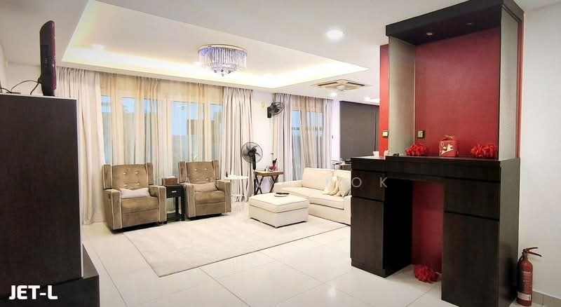 Rumah Berkembar untuk Dijual di Setia Damai (Setia Alam) - Daniel Kok - Living Room - PropertyGuru.com.my