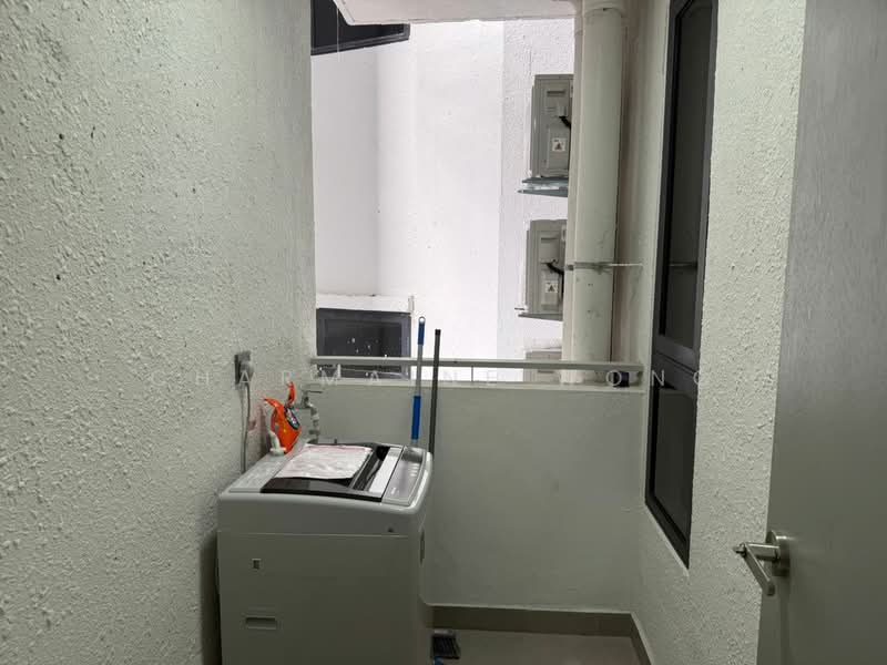 Servis Apartment untuk Disewa di The Era @ Duta North - Charmaine Wong - Balcony - PropertyGuru.com.my