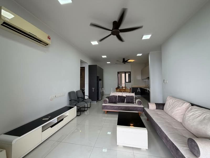 Kondominium untuk Dijual di Royal Strand @ Country Garden Danga Bay - Crystal Tan - Living Room - PropertyGuru.com.my