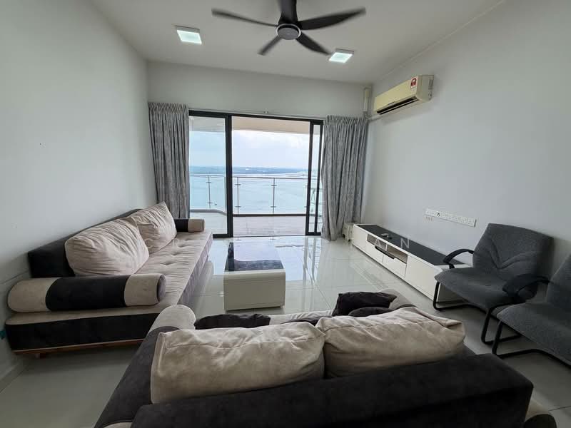Kondominium untuk Dijual di Royal Strand @ Country Garden Danga Bay - Crystal Tan - Living Room - PropertyGuru.com.my