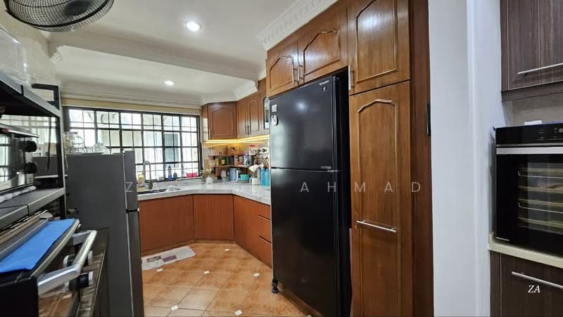 Terraced House for Sale in Bandar Kinrara Seksyen 5 (Bandar Kinrara) - Zaidah Ahmad - Kitchen - PropertyGuru.com.my