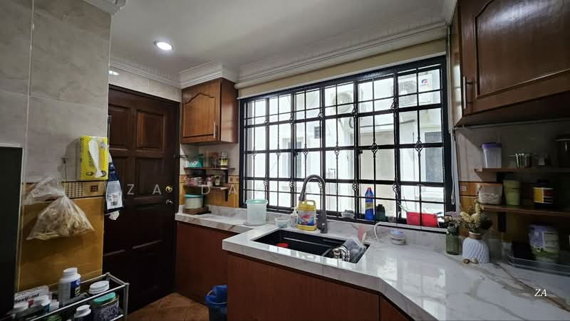 Terraced House for Sale in Bandar Kinrara Seksyen 5 (Bandar Kinrara) - Zaidah Ahmad - Kitchen - PropertyGuru.com.my