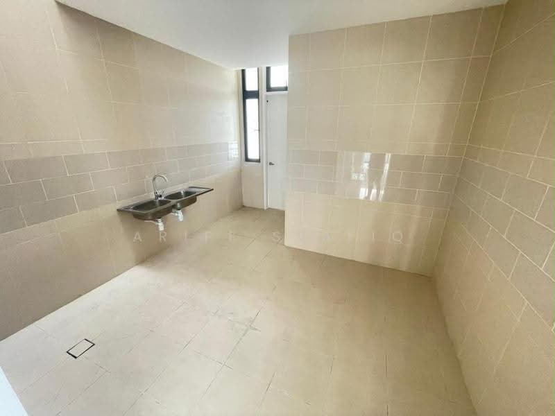 Rumah Berkembar untuk Dijual di Presint 12 (Putrajaya) - Ariff Syafiq - Kitchen - PropertyGuru.com.my