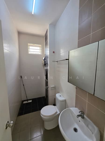 Semi-Detached House for Rent in Nusa Duta (Iskandar Puteri (Nusajaya)) - Lauren Chai - Bathroom - PropertyGuru.com.my