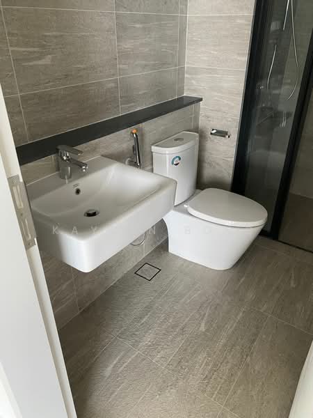 Servis Apartment untuk Dijual di Edelweiss @ Tropicana Gardens - Kayden Bong - Bathroom - PropertyGuru.com.my