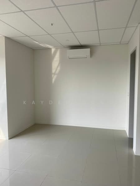 Servis Apartment untuk Dijual di Edelweiss @ Tropicana Gardens - Kayden Bong - Interior - PropertyGuru.com.my