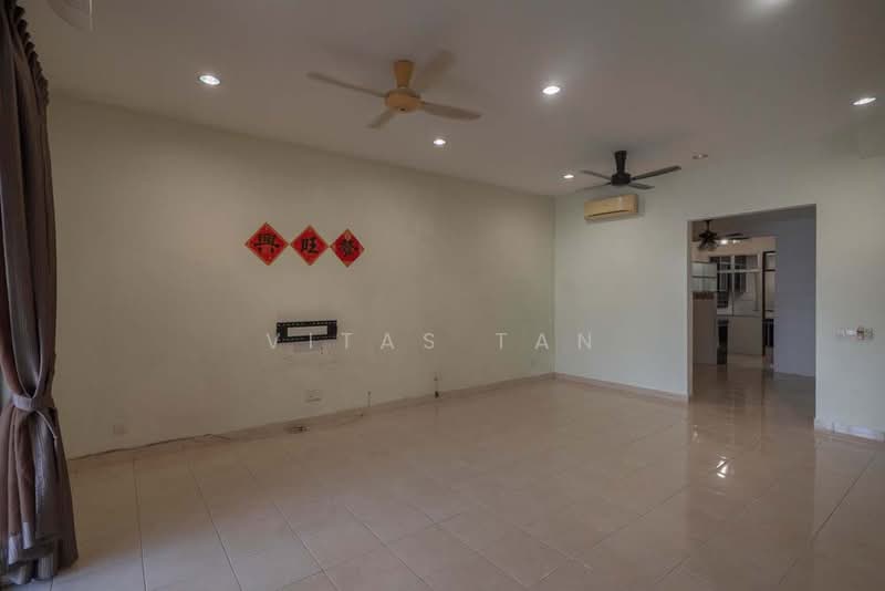 2-storey Terraced House for Sale in Setia Indah 9 (Setia Alam) - Vitas Tan - Living Room - PropertyGuru.com.my