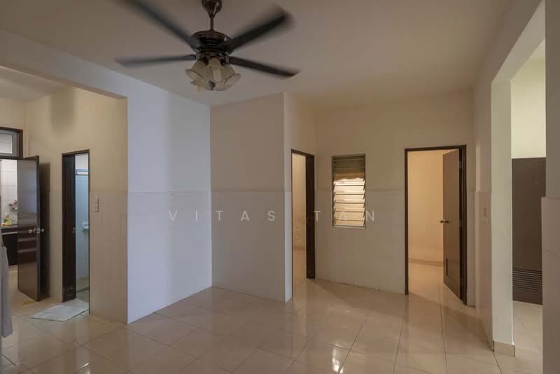 2-storey Terraced House for Sale in Setia Indah 9 (Setia Alam) - Vitas Tan - Interior - PropertyGuru.com.my