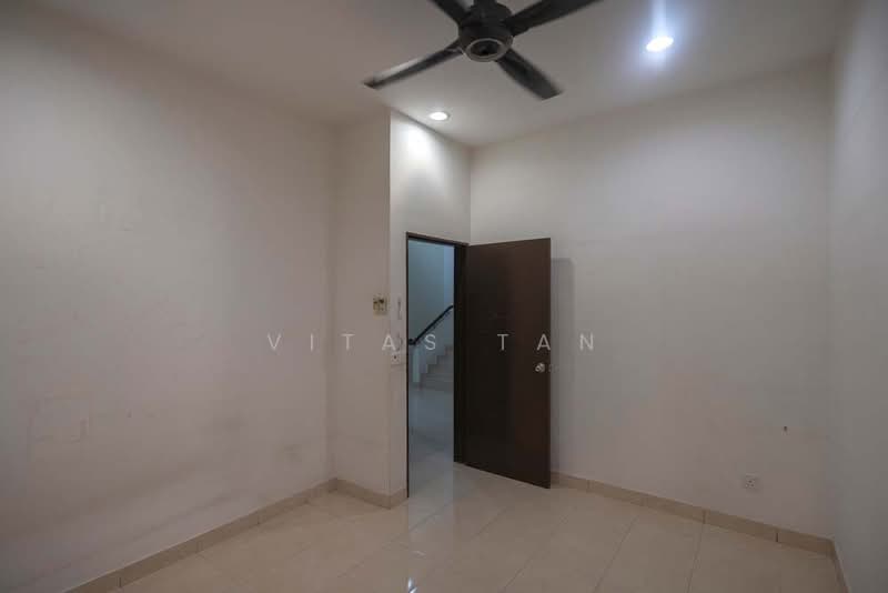 2-storey Terraced House for Sale in Setia Indah 9 (Setia Alam) - Vitas Tan - Interior - PropertyGuru.com.my