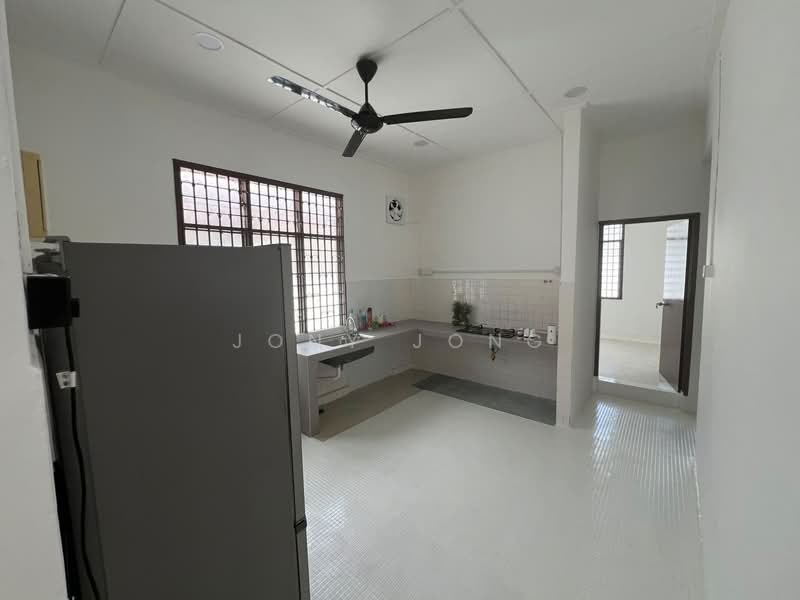 Semi-Detached House for Rent in Taman Bukit Mewah (Tampoi) - Jony Jong - PropertyGuru.com.my