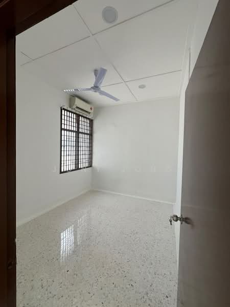 Semi-Detached House for Rent in Taman Bukit Mewah (Tampoi) - Jony Jong - PropertyGuru.com.my