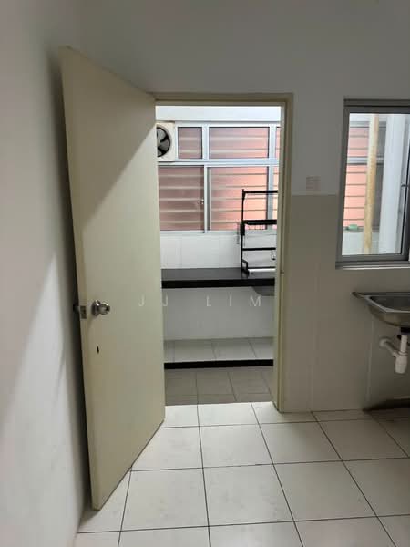 Apartment for Rent at Jalilmas - JJ Lim - Kitchen - PropertyGuru.com.my
