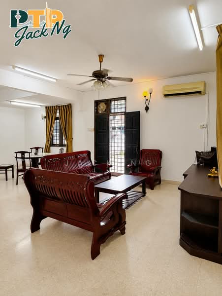 Rumah Teres 2 Tingkat untuk Dijual di Taman Bagan (Butterworth) - Jack Ng - Living Room - PropertyGuru.com.my