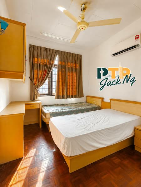 Rumah Teres 2 Tingkat untuk Dijual di Taman Bagan (Butterworth) - Jack Ng - Bedroom - PropertyGuru.com.my