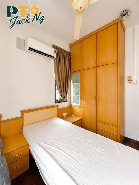 Rumah Teres 2 Tingkat untuk Dijual di Taman Bagan (Butterworth) - Jack Ng - Bedroom - PropertyGuru.com.my
