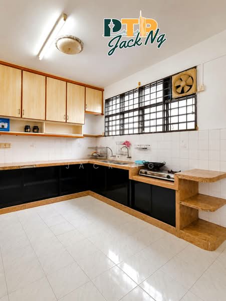 Rumah Teres 2 Tingkat untuk Dijual di Taman Bagan (Butterworth) - Jack Ng - Kitchen - PropertyGuru.com.my