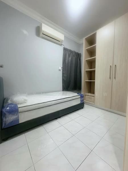 Pangsapuri untuk Disewa di SD Tiara Apartment - Raymond Siew - Bedroom - PropertyGuru.com.my