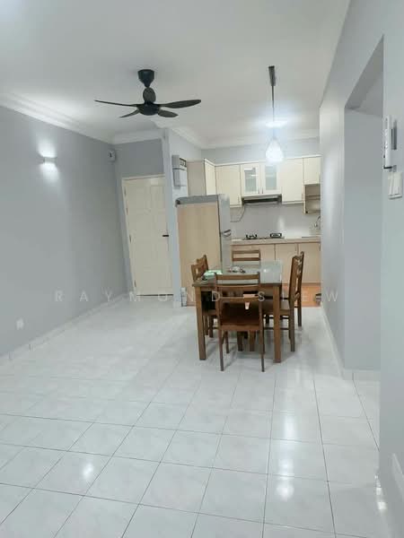 Pangsapuri untuk Disewa di SD Tiara Apartment - Raymond Siew - Living Room - PropertyGuru.com.my