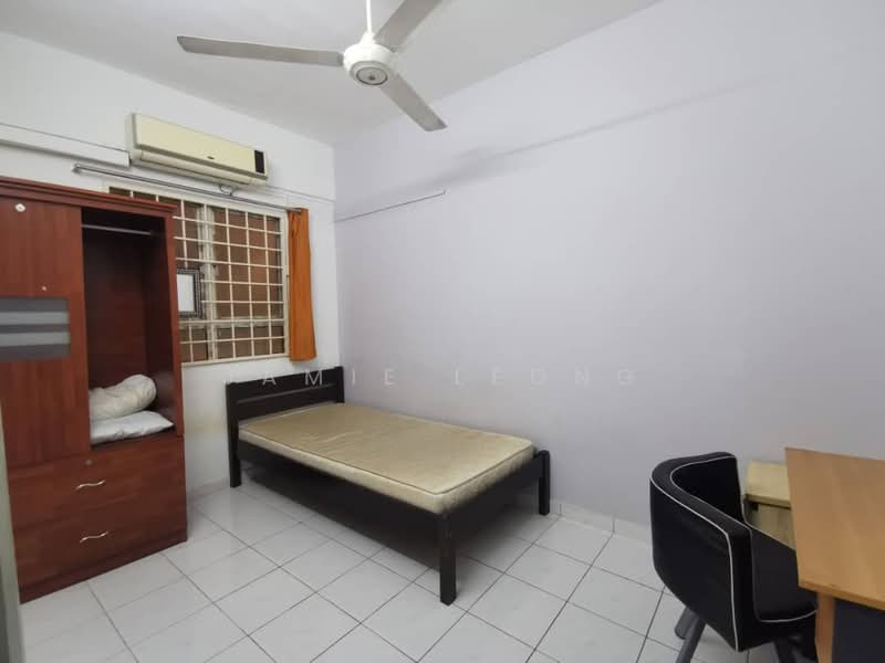 Kondominium untuk Disewa di Endah Ria - Jamie Leong - Bedroom - PropertyGuru.com.my