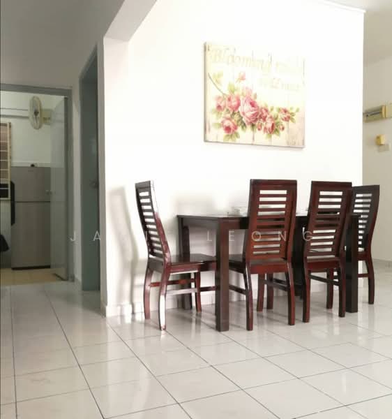 Kondominium untuk Disewa di Endah Ria - Jamie Leong - Dining Room - PropertyGuru.com.my