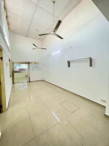 1-storey Terraced House for Sale in Taman Kepong (Kepong) - Vincent Lai - Interior - PropertyGuru.com.my