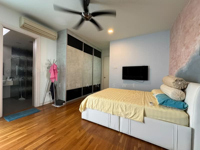 Rumah Berkembar untuk Dijual di Petaling Jaya (Selangor) - Ethan Swe - PropertyGuru.com.my