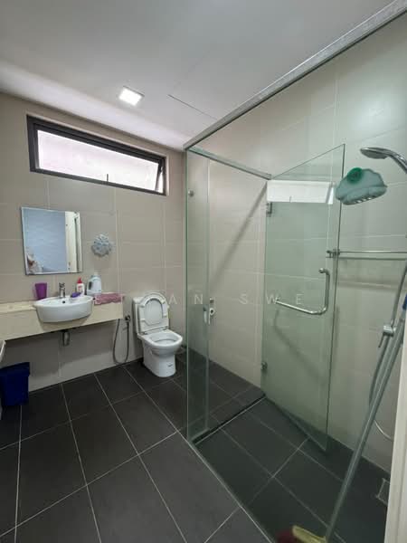 Rumah Berkembar untuk Dijual di Petaling Jaya (Selangor) - Ethan Swe - Bathroom - PropertyGuru.com.my