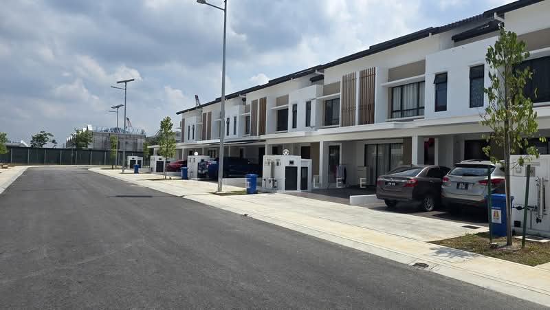 2-storey Terraced House for Sale in Bandar Gamuda Cove (Dengkil) - Janet Lee - Exterior - PropertyGuru.com.my