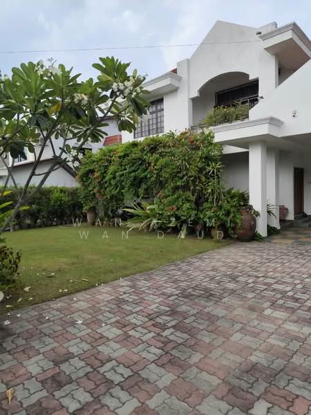 Rumah Banglo untuk Dijual di Bangi (Selangor) - Wan Azemi Wan Daud - Exterior - PropertyGuru.com.my